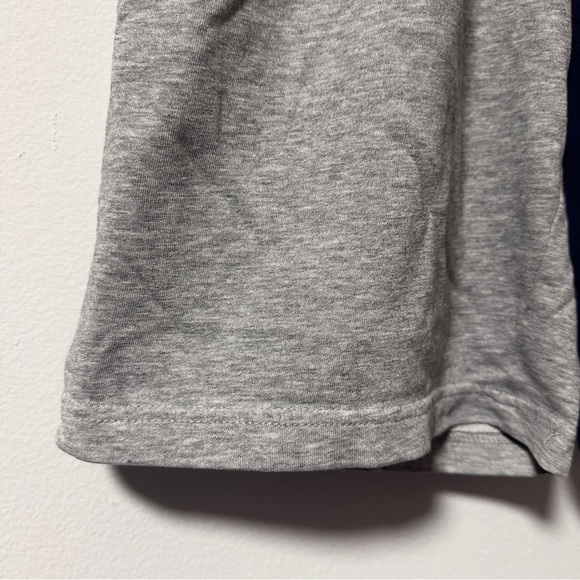 Vintage Umbro Gray Navy Blue Logo Two-Toned Sweat Shorts Youth Size XL 16/18 - Picture 7 of 15